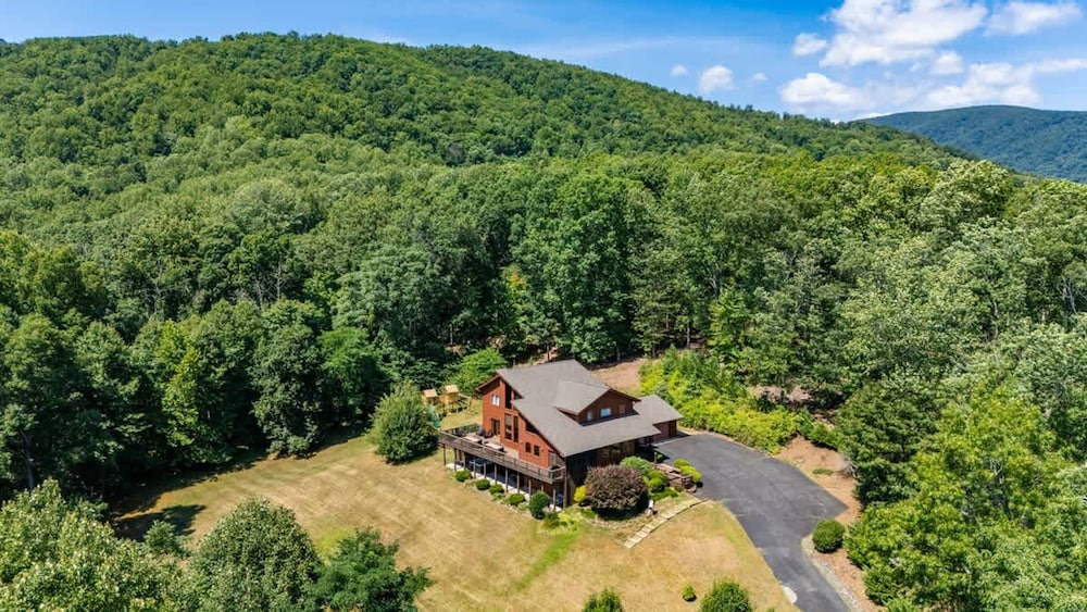 Love Afton Cabin - Family Home