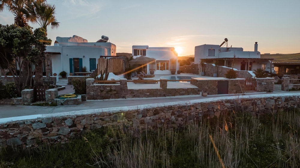 Sea Walk Villa Mykonos view 4