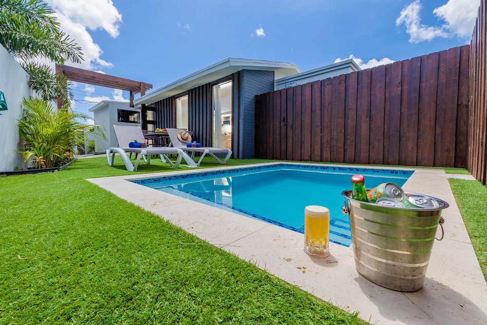 Brand NEW 2br1ba w Privatepool in Amazing Location