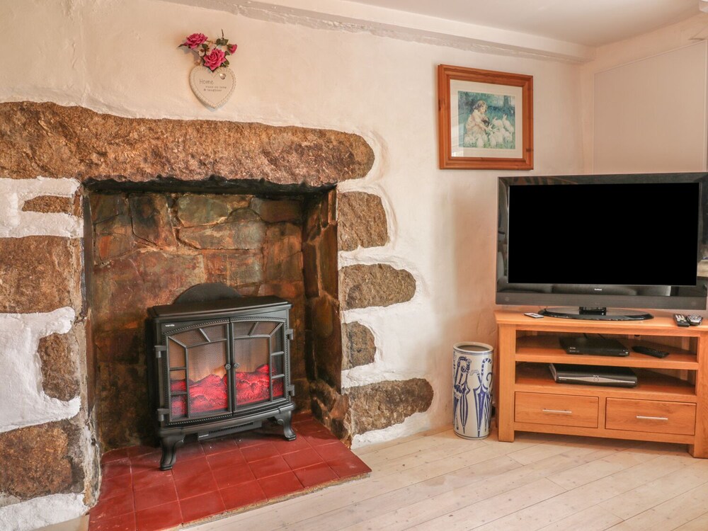Longview Cottage view 5