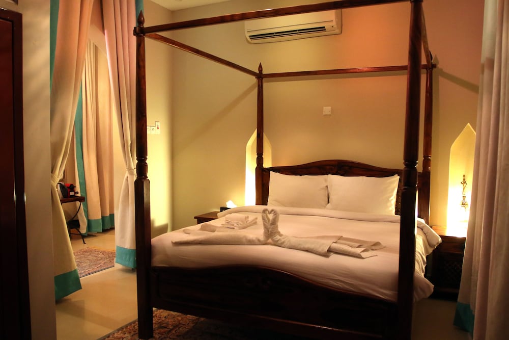 Thousand Nights Camp