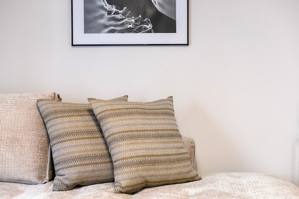 Belmont - 2 Bedroom Apartment in Athens