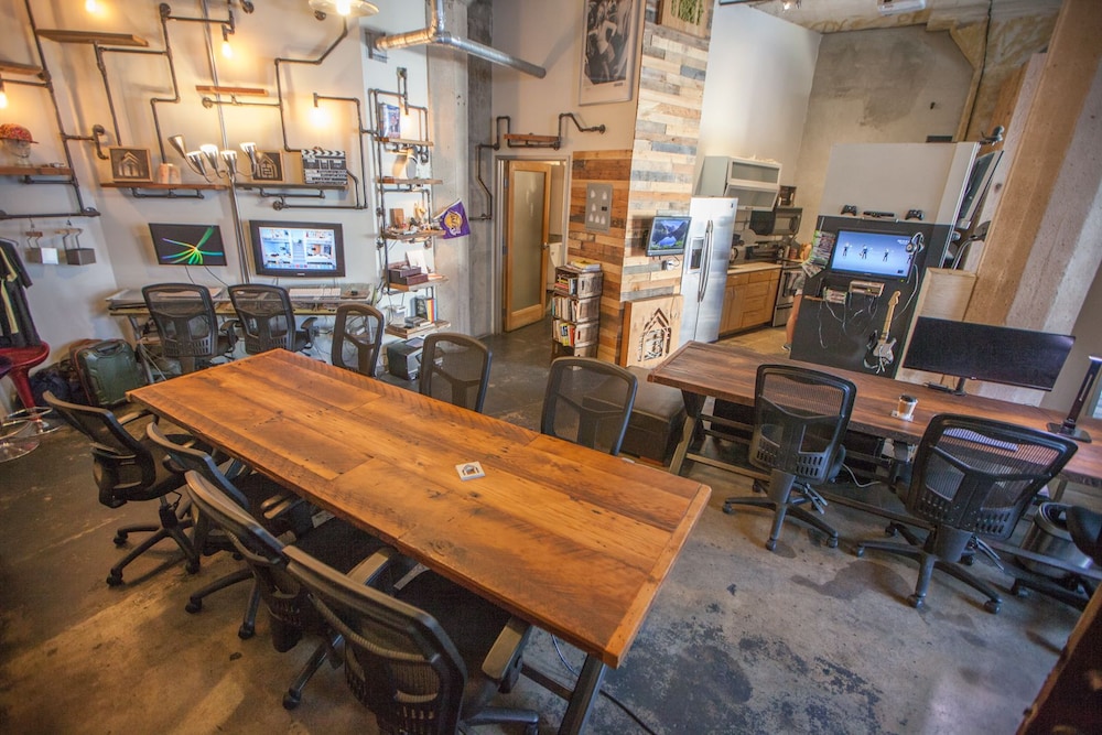 meeting & event spaces