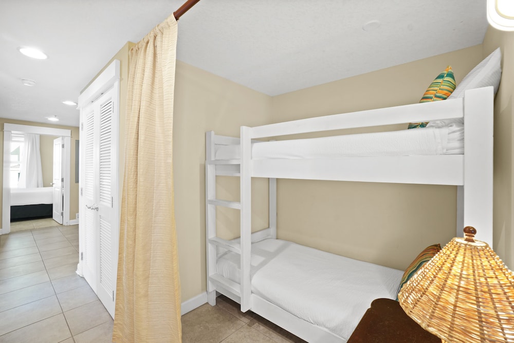 Grand Panama Beach Resort by Panhandle Getaways