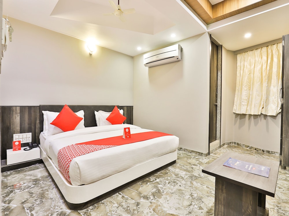 OYO 10962 Hotel Om Balaji