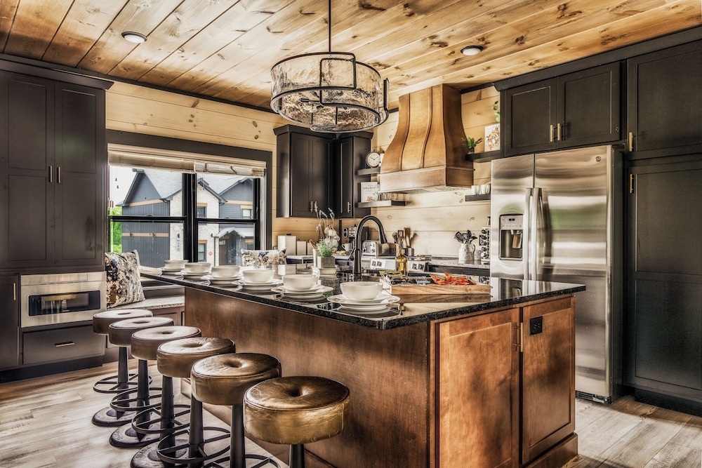 Star Gazer Luxury Rooftop Cabin