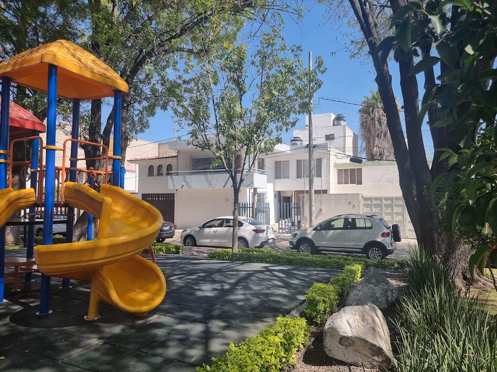 Photo 18