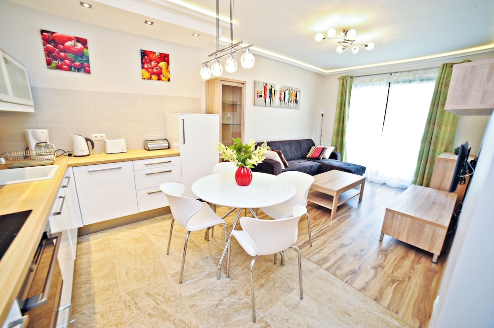 Grand Apartments