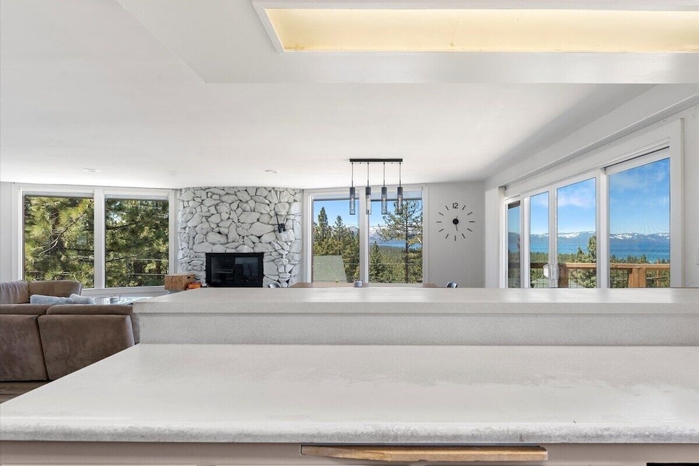 Hch1083 - Mountain Serenity 4 Bedroom Home