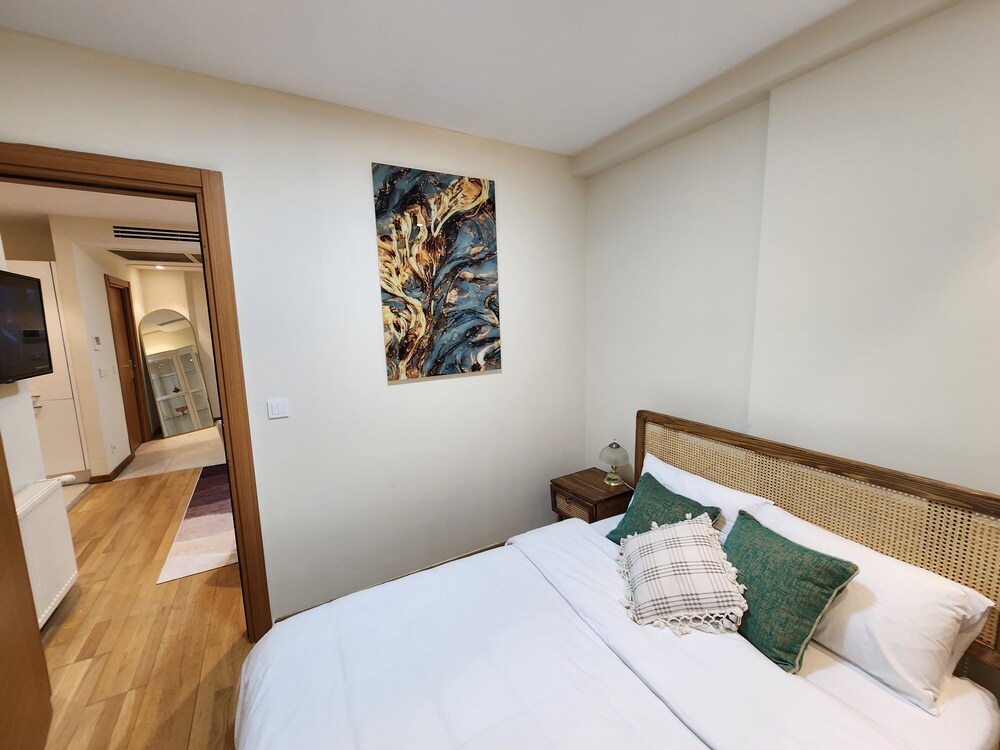 Perfect Residence Taksim with pool