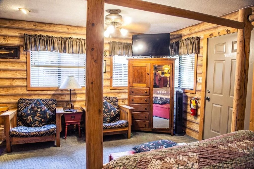 Eagle's Nest Lodge
