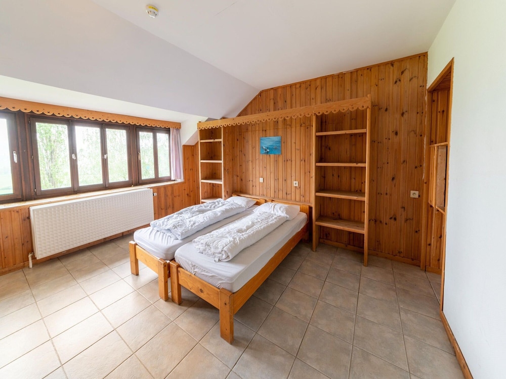 Villa in Ardennes With Sauna and Jacuzzi