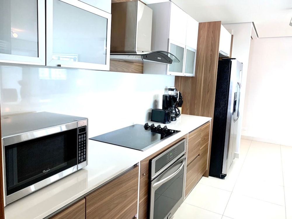 Amaranta Park I 2 Bed Apt With Balcony