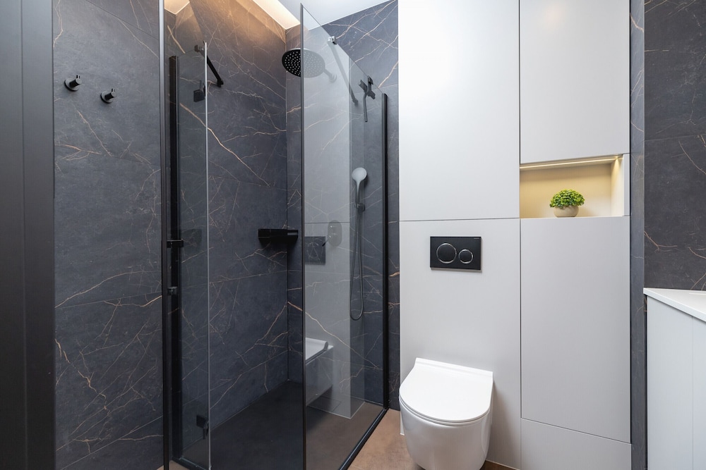 Apartment Krakow Lema 17 by Renters view 3