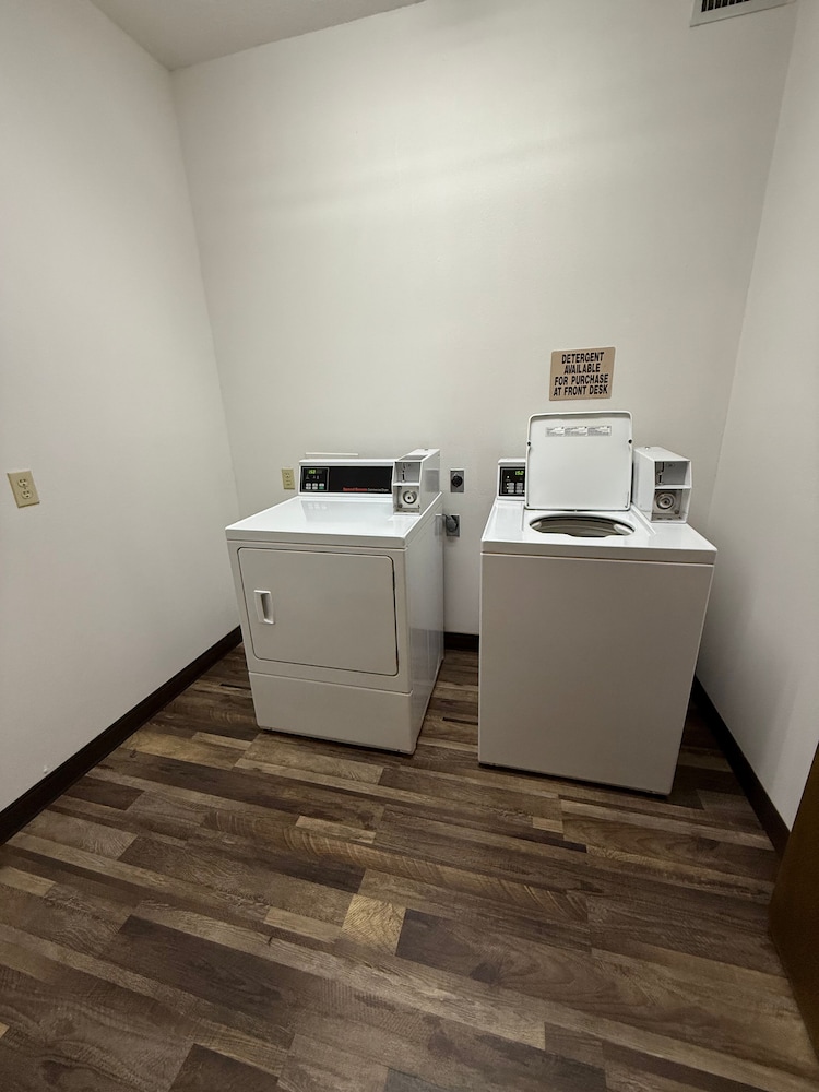 Americas Best Value Inn Wiggins