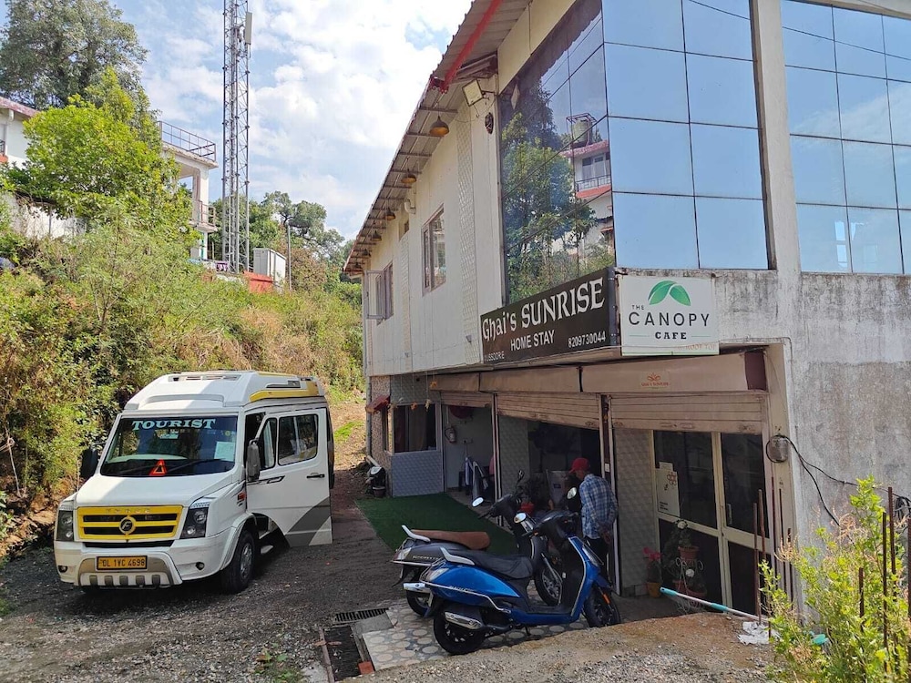 GHAI'S SUNRISE HOMESTAY