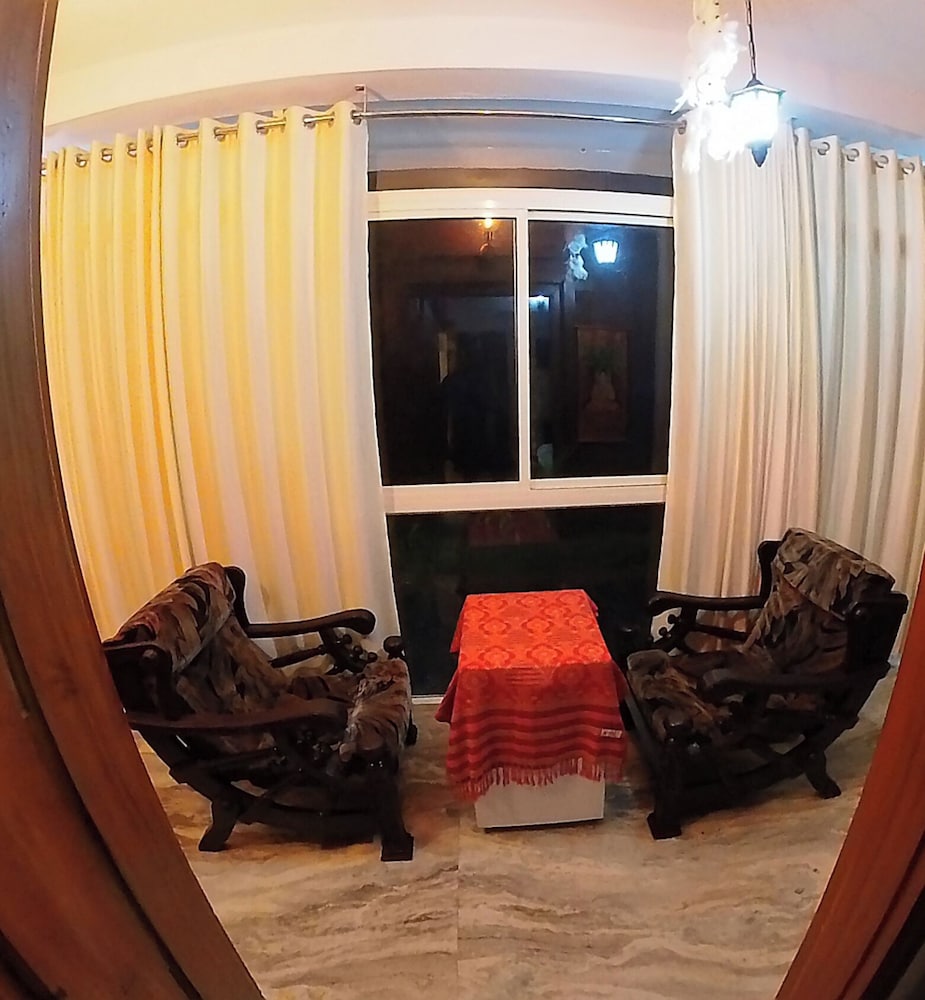 Makam Holiday Home