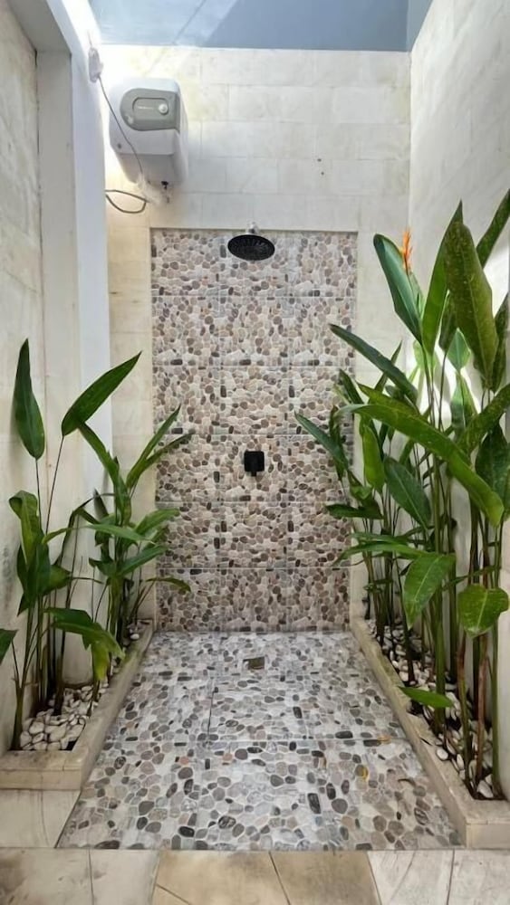 3-bedroom Private pool villa City Sanur