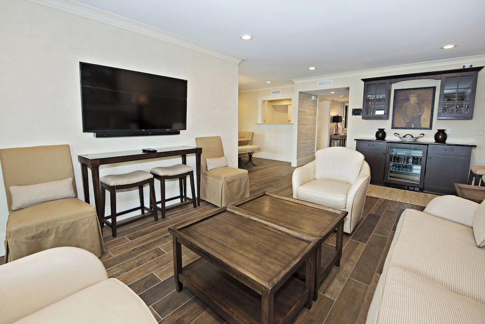 800 Clipper Court at The Sea Pines Resort