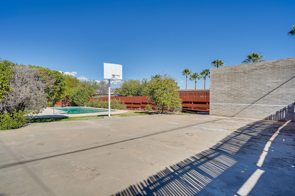 Tucson Vacation Rental w/ Pool ~ 1 Mi to Reid Park