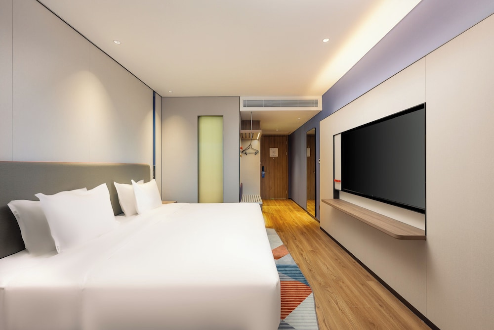 Holiday Inn Express Shenzhen Guangming by IHG