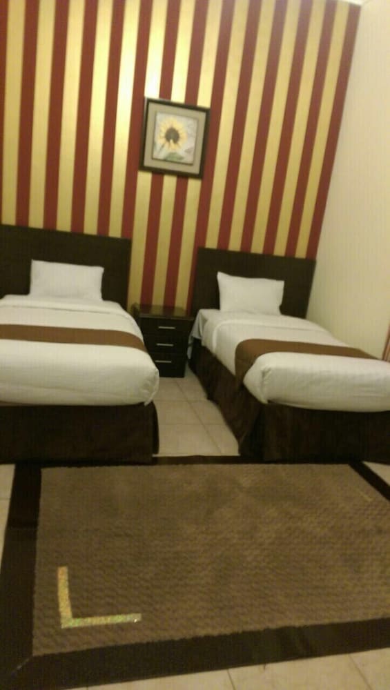 Hotel & Resort Golden Marina Yanbu فندق ومنتجع جولدن مارينا ينبع إدارة وتشغيل شركة منتجع المرسى الذهبي