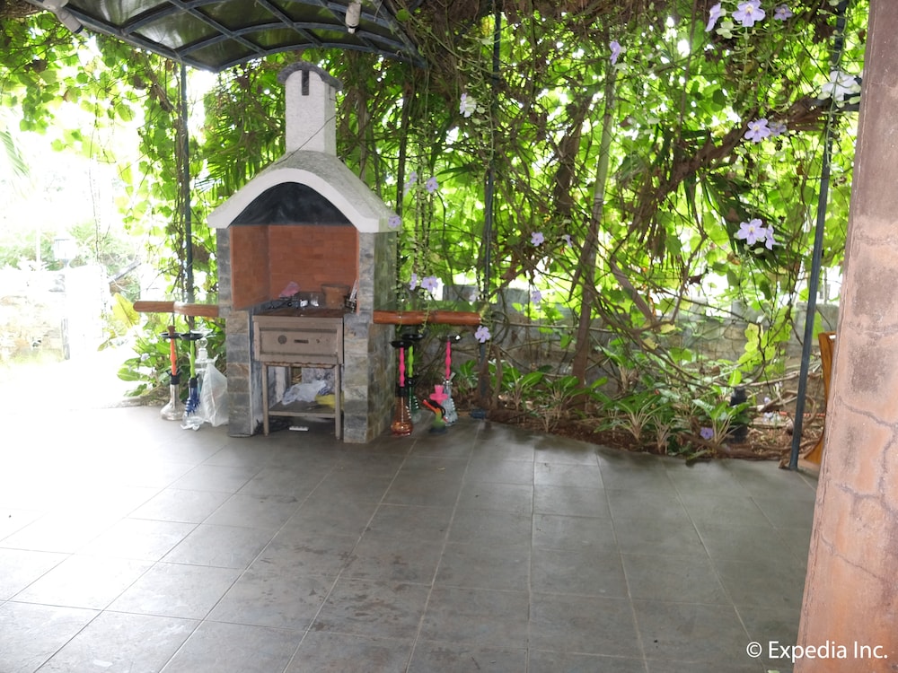 Lingganay Boracay Hotel Resort