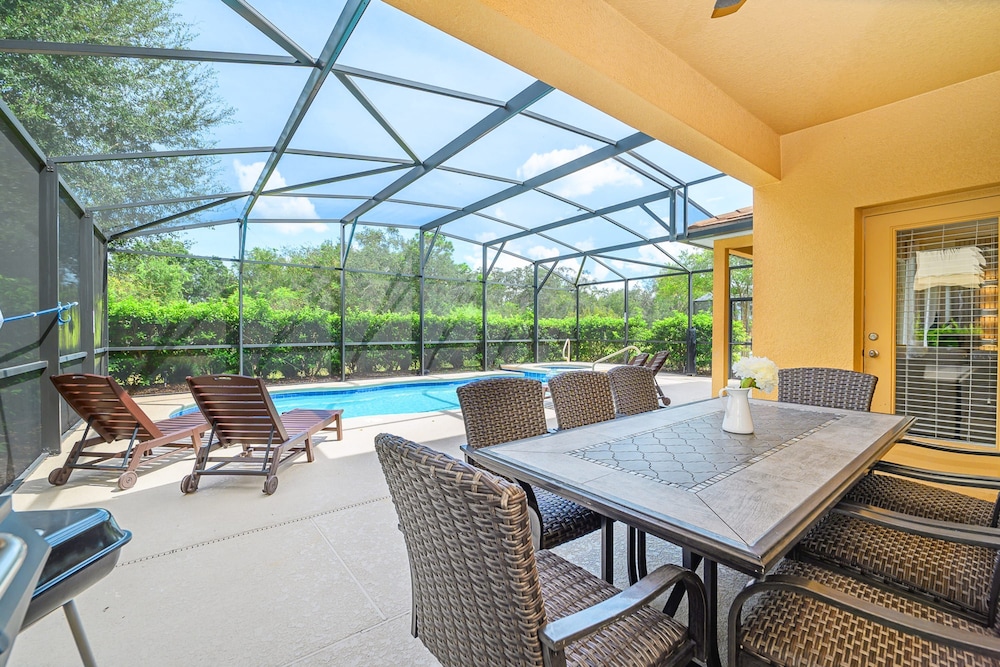 Upstay - Solterra Home w Private Pool Hot Tub