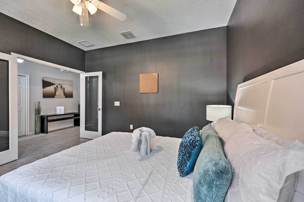 Davenport Resort Home w/ Perks: 12 Mi to Disney view 3