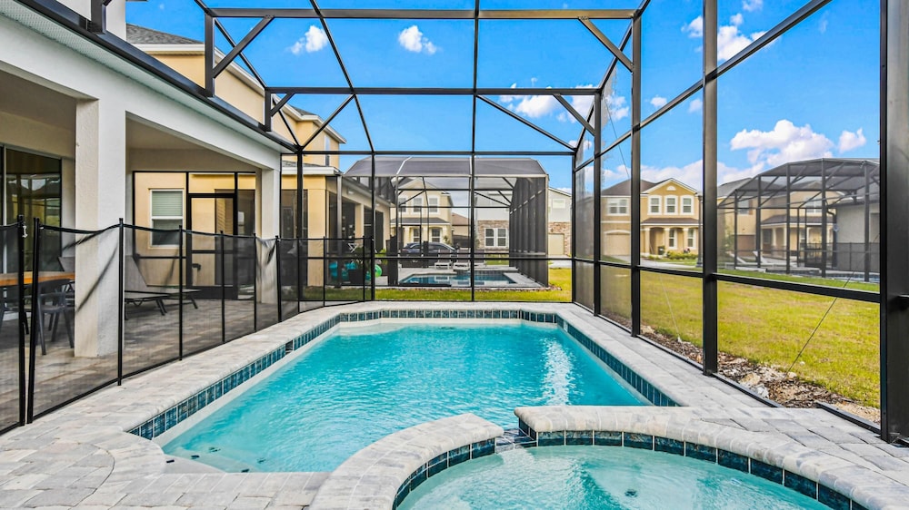 Solara Resort Luxury 9br Pool Spa Villa by Disney view 5