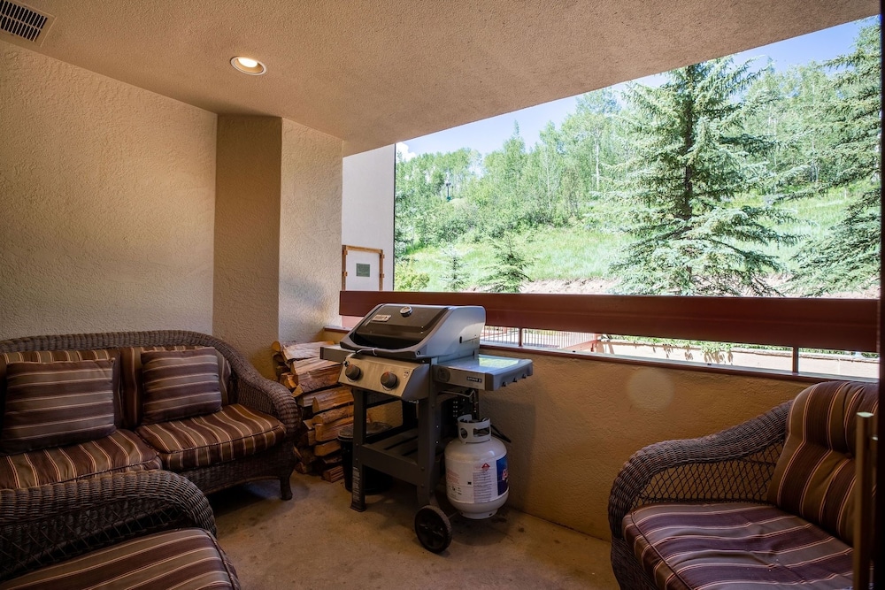 Beaver Creek Resort CO - Townsend Place & Strawberry Park Condos