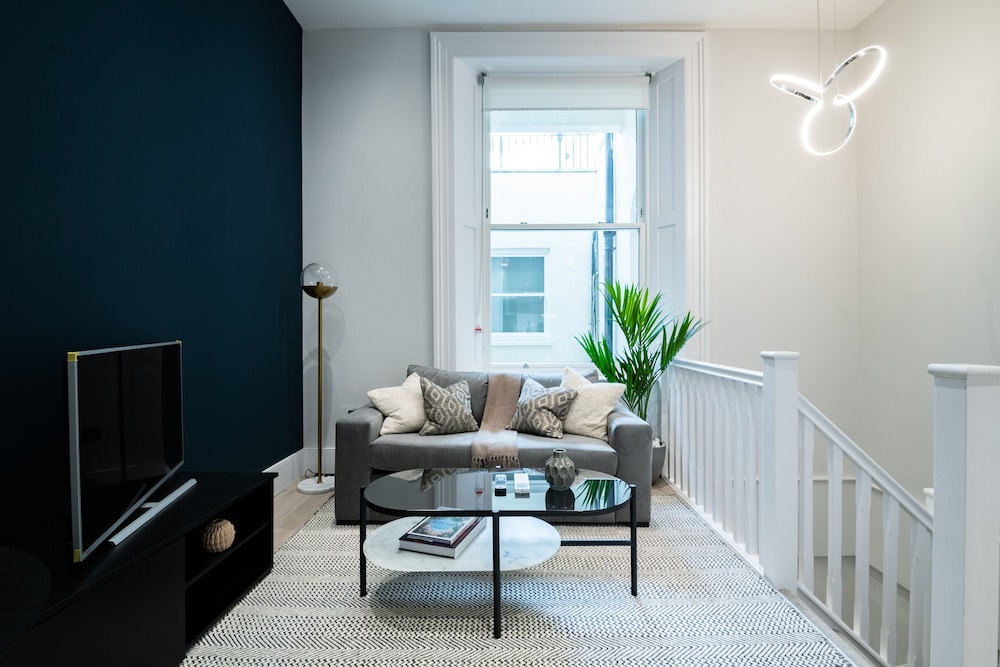 South Kensington Apartments