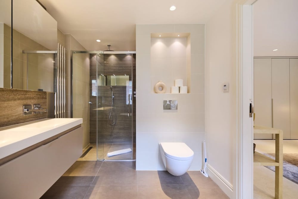 The Regent s Park Scenery - Spacious 3bdr House w Garden and Study Room