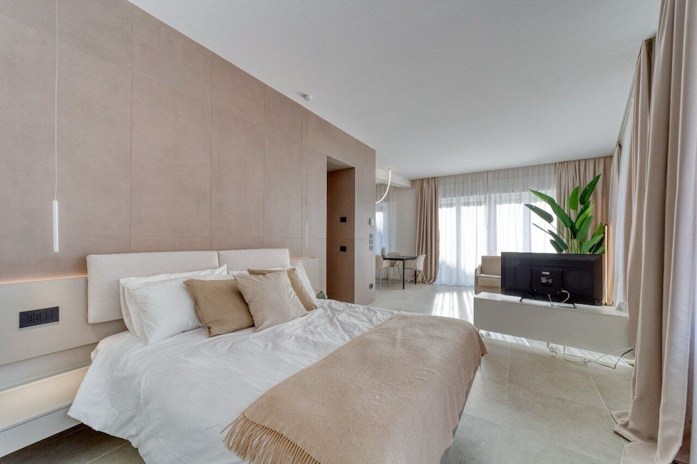 Santa Lucia Suites