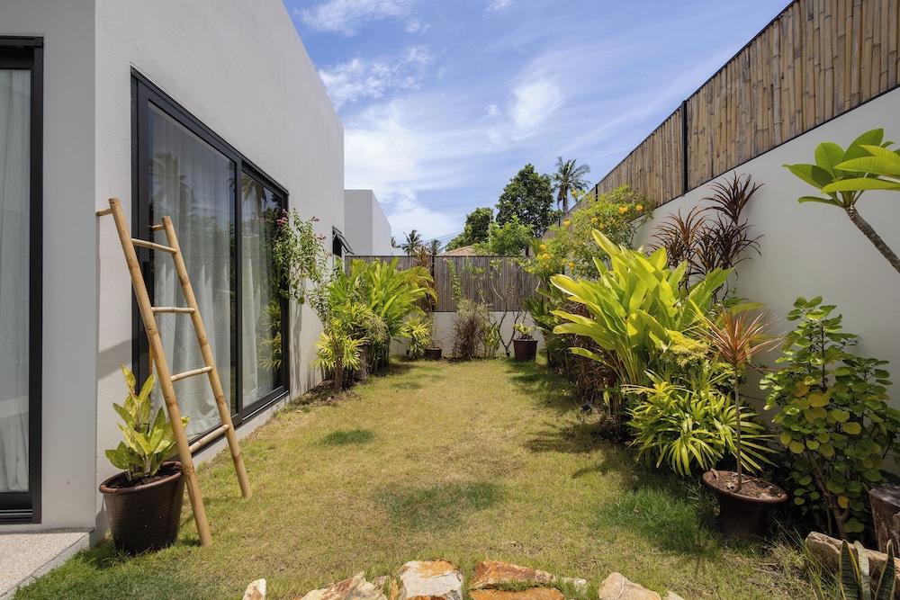 Barefoot Villas by Satori