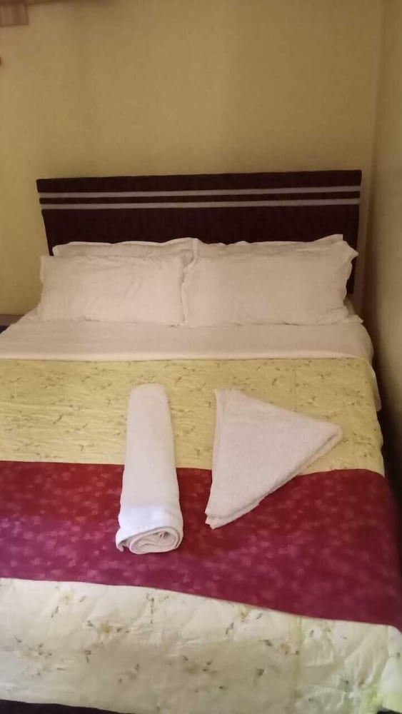 Eilarose Suites view 4