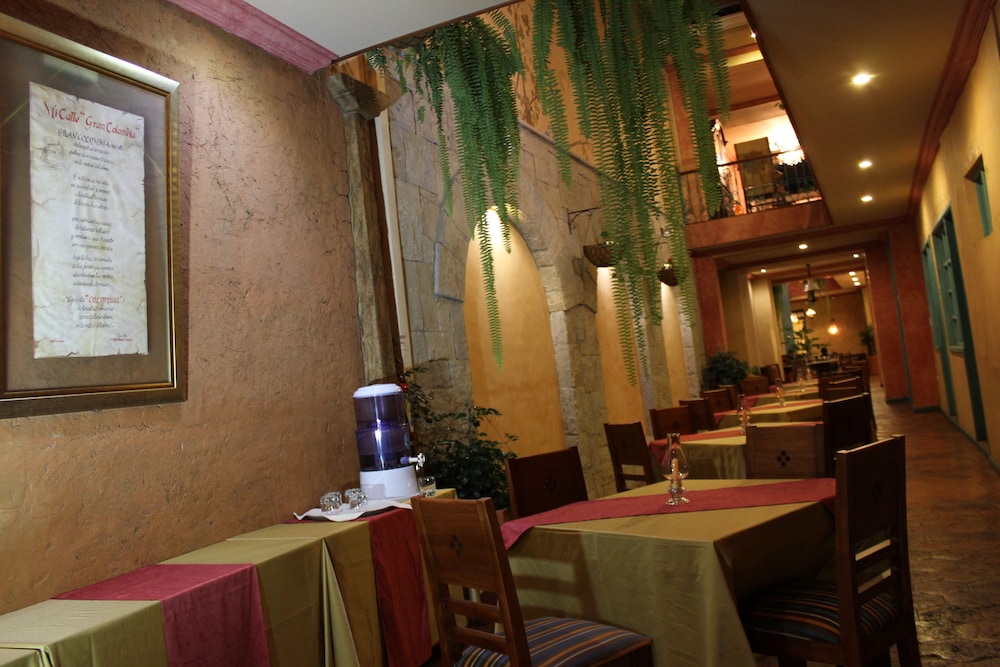Hotel Inés María