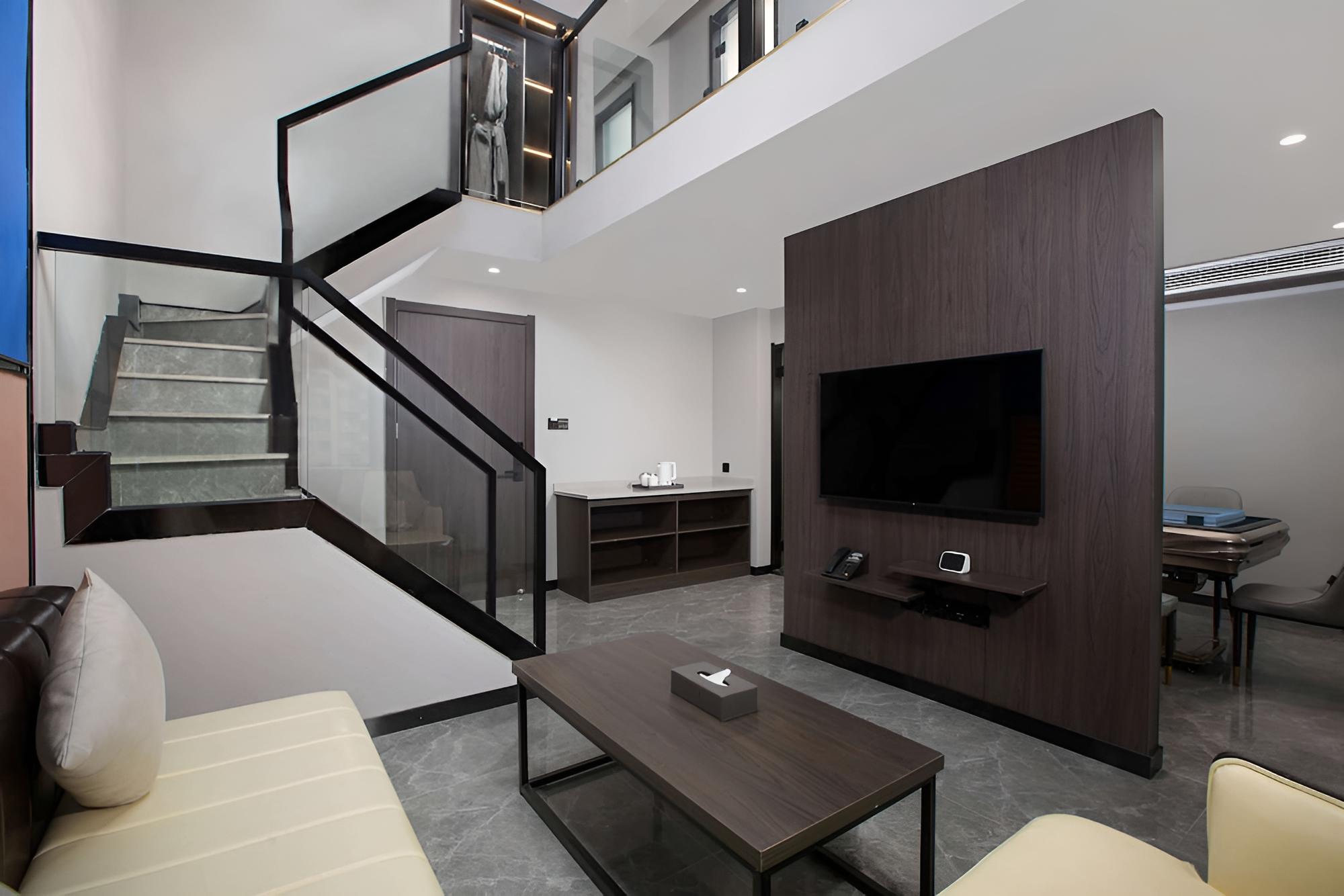 Ramada Encore by Wyndham Shuanglong view 5