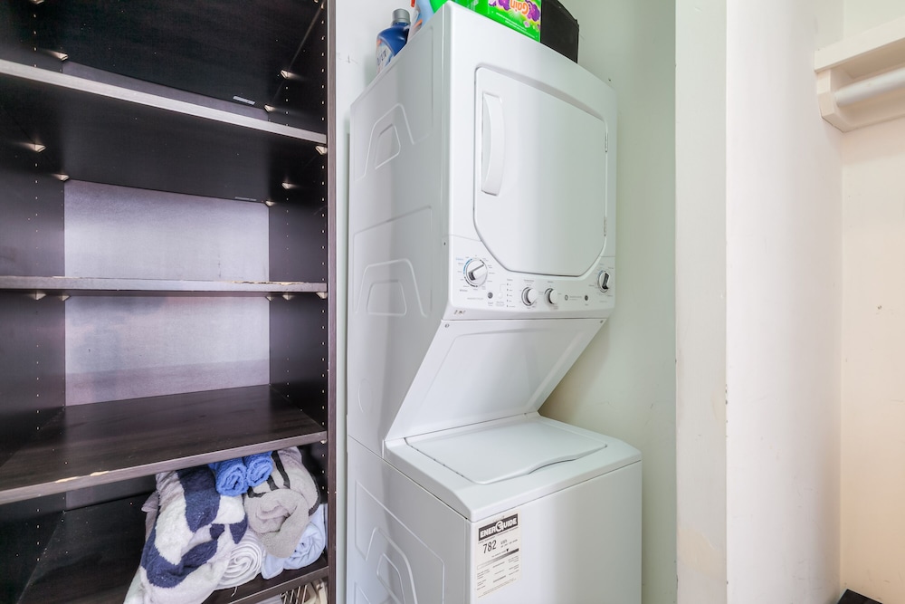 1 Shaw St Loft Suites