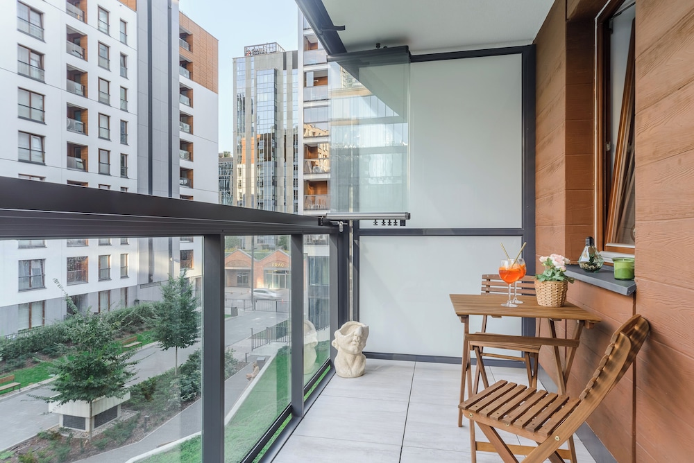 Lumina beautiful apartment Warsaw
