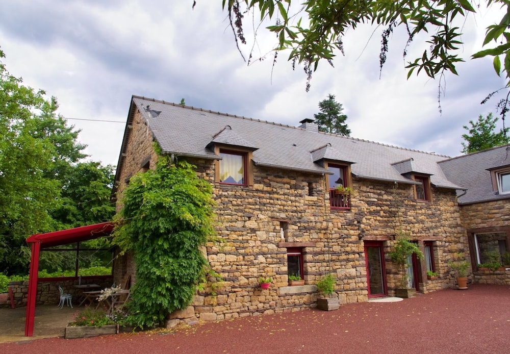 Hôtel Jouet view 2