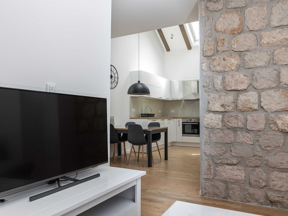 Apartment Thon - One Bedroom Apartment With Terrace and Garden View