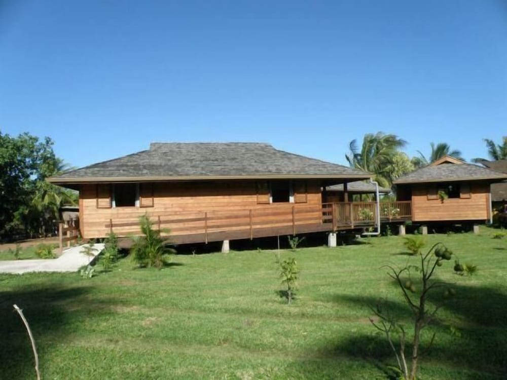 Vaianae Lodge