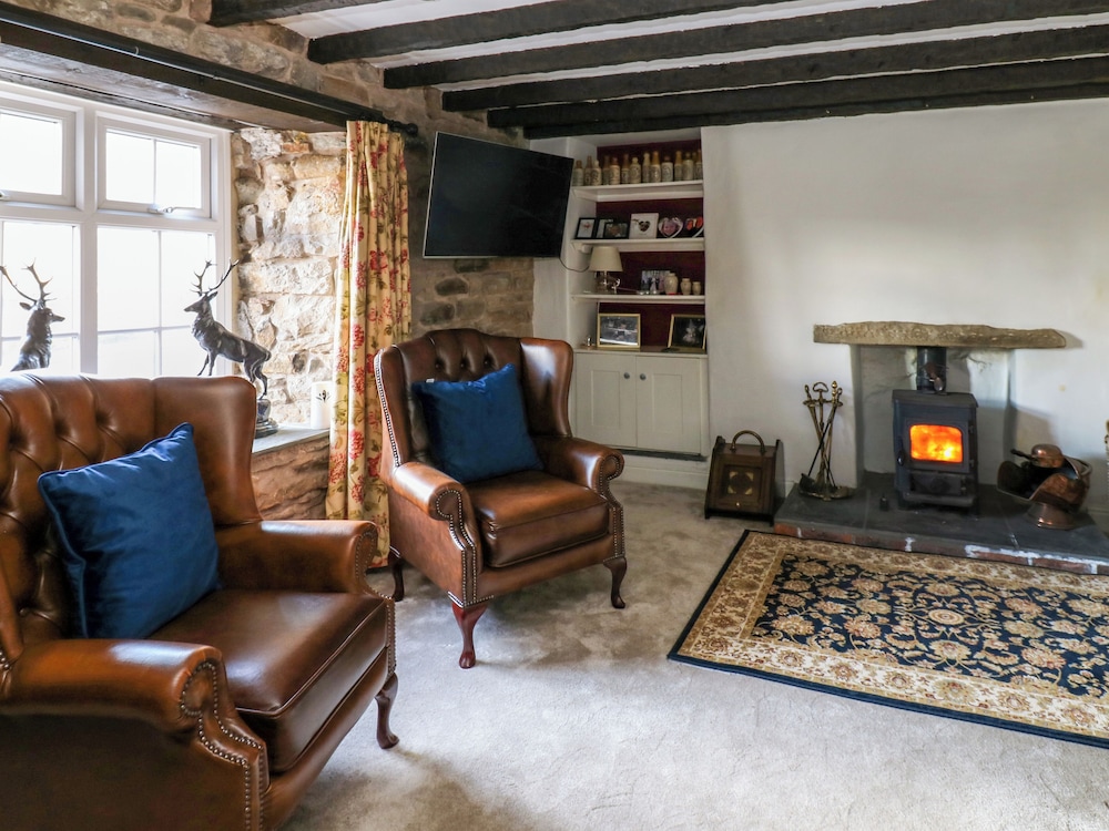 Rose Hip Cottage
