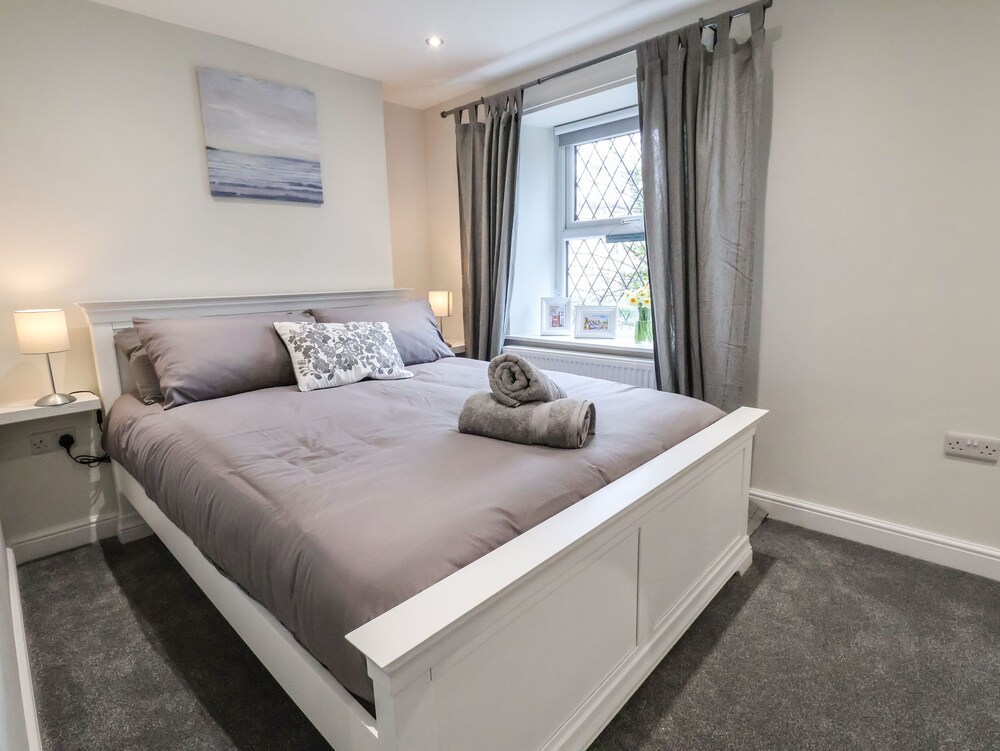 4 Railway Terrace
