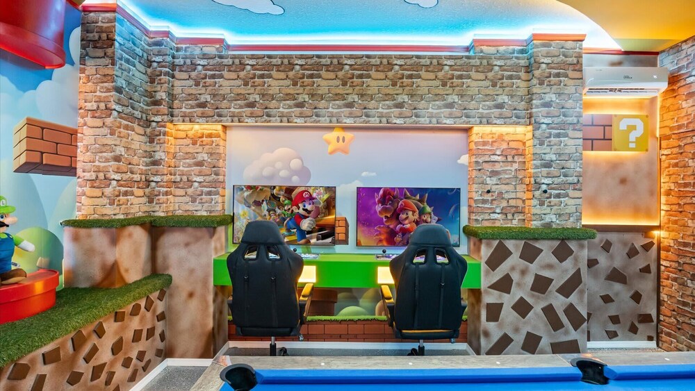 Exquisite 10br Luxury Villa Pool Hot Tub Arcade