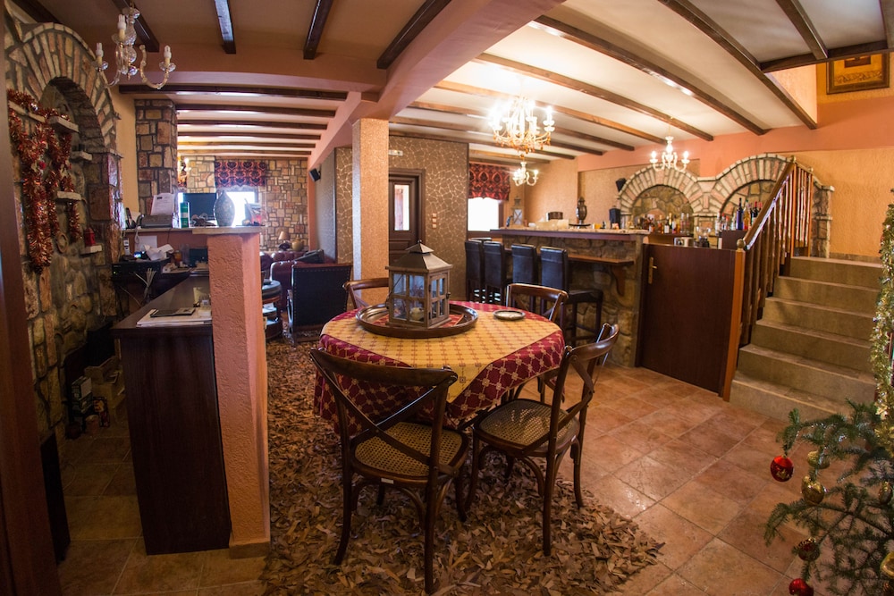 Silva Suites