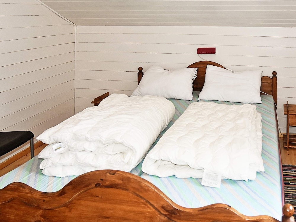 6 Person Holiday Home in Rubbestadneset view 3