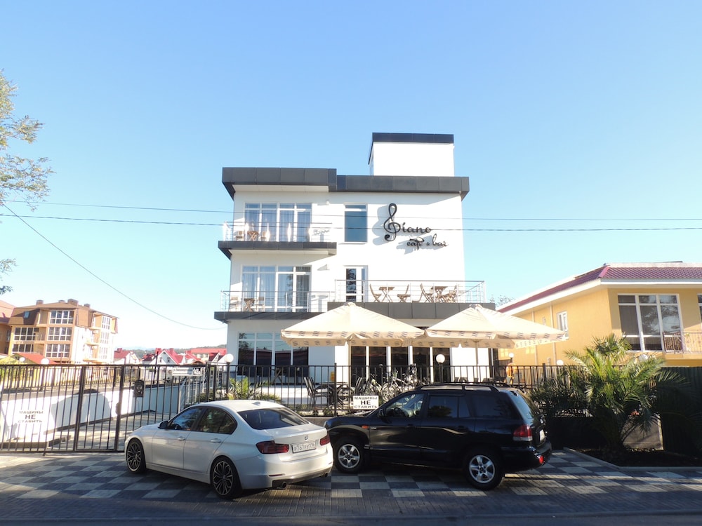 Piano Guesthouse