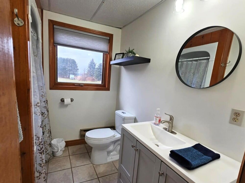 Welcome to West Lake Retreat Sandbanks Hot Tub